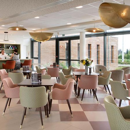 Le Criterium Aparthotel Ecouflant Exterior photo